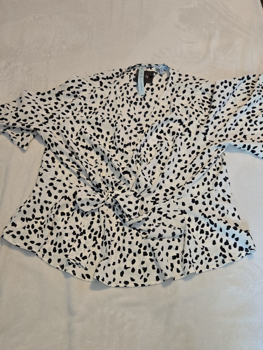 Women's Dalmation Print Tie-Front Blouse Plus